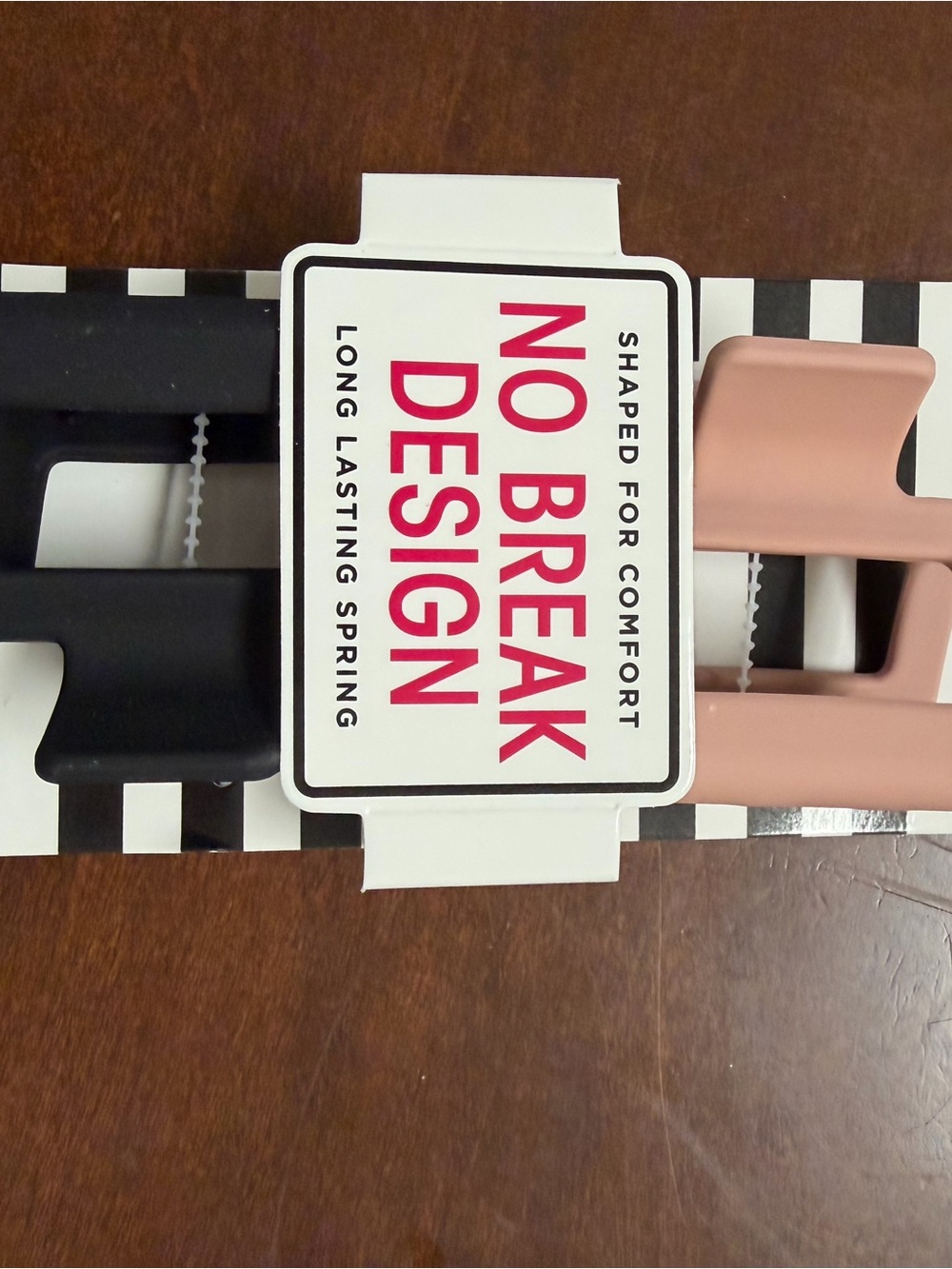 No Break Design Hair Claw Clips - Black and Blush